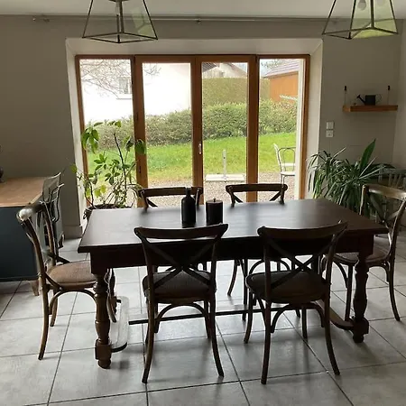 Logement Dans Maison + Exterieur Orchamps-Vennes Exterior foto
